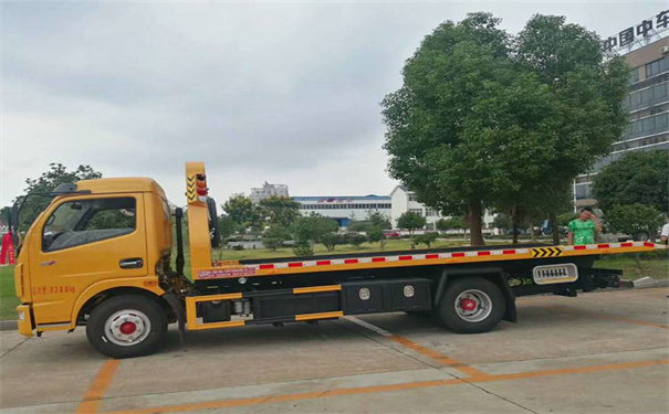 济宁定远24小时拖车救援电话号码，定远道路救援公司怎么收费的